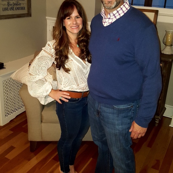 Meet your Posher, Tara - Picture 2 of 3